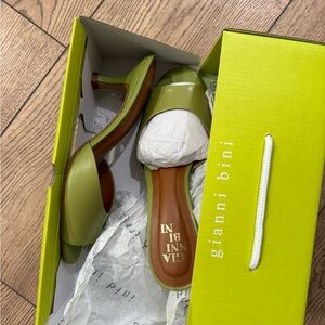 Gianni Bini Women's Green Heeled Sandals - Never Worn